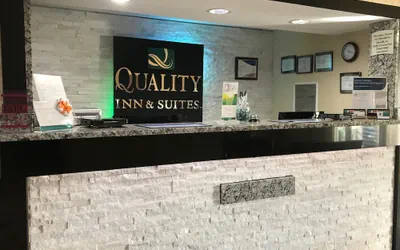 Photo 4 - Quality Inn & Suites Middletown - Franklin