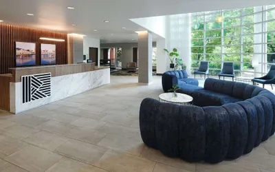 Photo 4 - River's Edge Hotel Portland, Tapestry Collection by Hilton