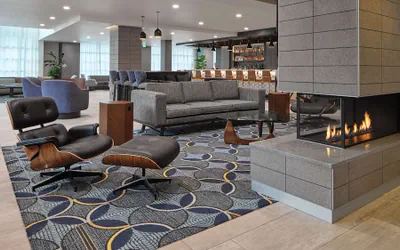Photo 2 - River's Edge Hotel Portland, Tapestry Collection by Hilton