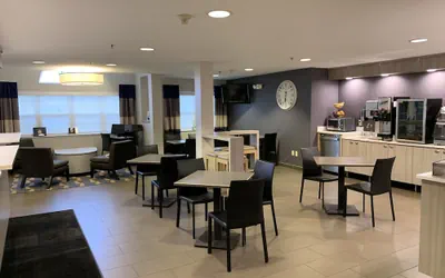 Photo 5 - Microtel Inn & Suites by Wyndham Inver Grove Heights/Minneap