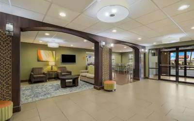 Photo 3 - Best Western Temple Inn & Suites