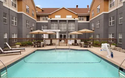 Photo 2 - Homewood Suites by Hilton Mahwah
