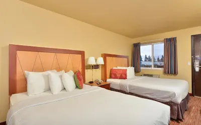 Photo 3 - Americas Best Value Inn Lakewood Tacoma S