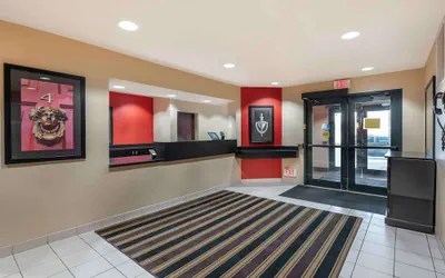 Photo 3 - Extended Stay America Select Suites - Peoria - North