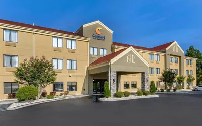 Photo 2 - Comfort Inn & Suites Troutville-Roanoke North
