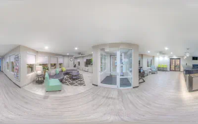 Photo 4 - Baymont by Wyndham Pella
