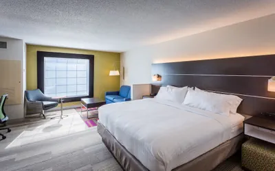 Photo 5 - Holiday Inn Express & Suites Reading by IHG