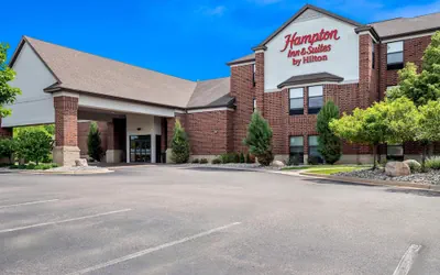 Photo 2 - Hampton Inn & Suites East Lansing/Okemos