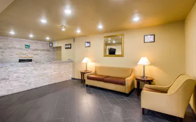 Photo 4 - Quality Inn Stateline