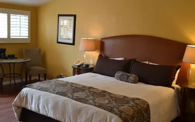 Photo 5 - Sunset Inn