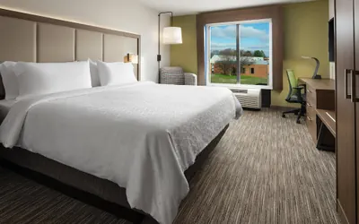 Photo 3 - Holiday Inn Express & Suites Olive Branch by IHG
