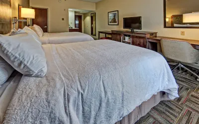 Photo 4 - Hampton Inn Newberry-Opera House