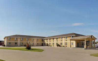 Photo 2 - Super 8 by Wyndham Sikeston/Miner Area
