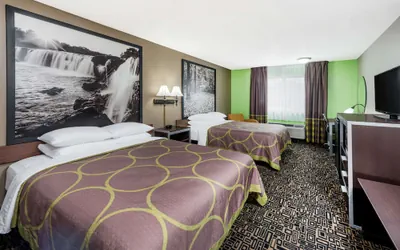 Photo 5 - Super 8 by Wyndham Warrensburg