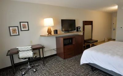 Photo 5 - Holiday Inn Hotel & Suites Minneapolis - Lakeville by IHG