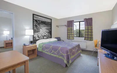 Photo 5 - Super 8 by Wyndham Havre