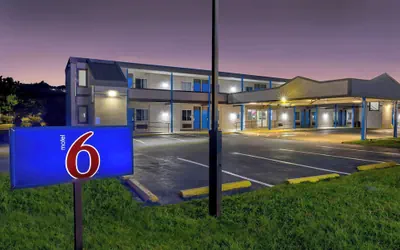 Photo 2 - Motel 6 - Harrisburg, PA - Near PA Expo Center