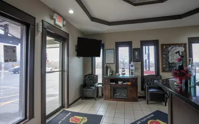 Photo 4 - Super 8 by Wyndham Miles City