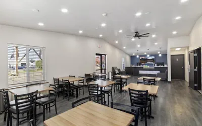 Photo 2 - SureStay Hotel by Best Western Twin Falls