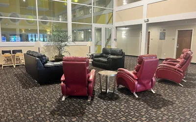 Photo 4 - Best Western Lakewinds