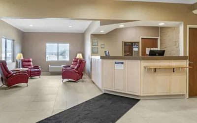 Photo 3 - Best Western Lakewinds