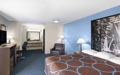 Photo 5 - Super 8 by Wyndham Susanville