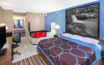 Photo 4 - Super 8 by Wyndham Dothan