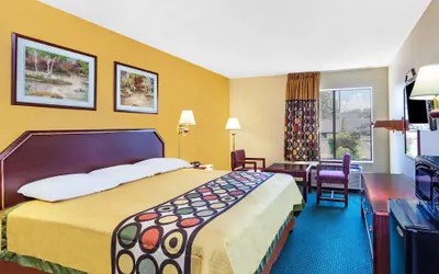 Photo 4 - Super 8 by Wyndham Morristown/South