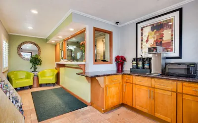 Photo 2 - Americas Best Value Inn Richmond San Francisco