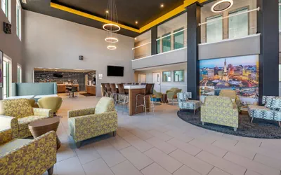 Photo 4 - Clarion Pointe Indianapolis Airport