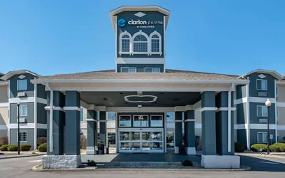Photo 2 - Clarion Pointe Indianapolis Airport