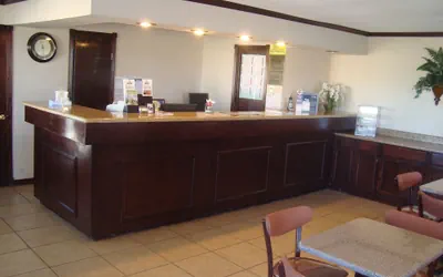 Photo 3 - Navasota Inn