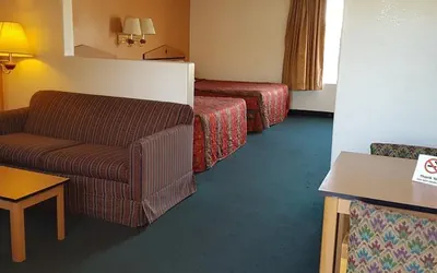 Photo 5 - night Inn