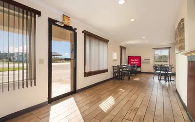 Photo 3 - Red Roof Inn Santee