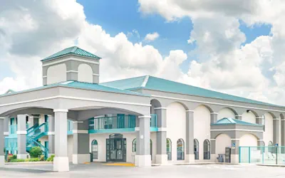 Photo 2 - Super 8 by Wyndham Murfreesboro