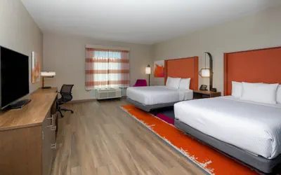 Photo 5 - La Quinta Inn & Suites by Wyndham Perry