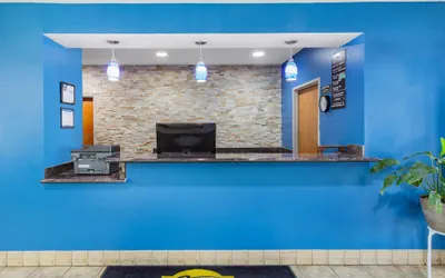 Photo 5 - Super 8 by Wyndham Kokomo