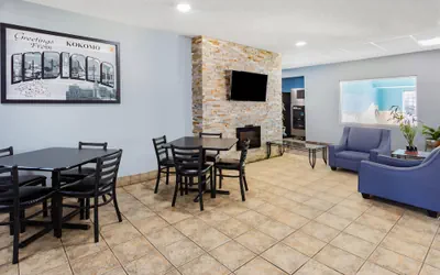 Photo 3 - Super 8 by Wyndham Kokomo