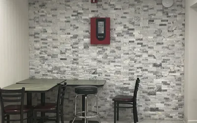 Photo 4 - Griffin Inn and Suites