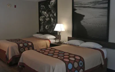 Photo 5 - Super 8 by Wyndham Fayetteville