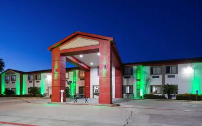Photo 2 - SureStay Hotel by Best Western Orange