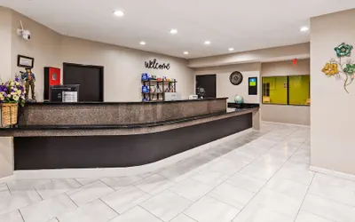 Photo 3 - SureStay Hotel by Best Western Orange