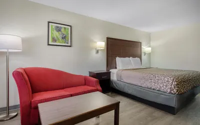 Photo 2 - SureStay Hotel by Best Western Terrell