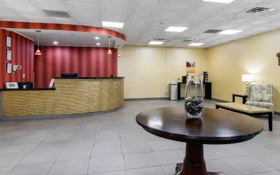 Photo 5 - Quality Inn & Suites Charleston - Civic Center