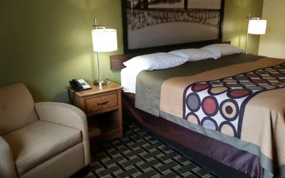 Photo 4 - Super 8 by Wyndham Wheeling WV