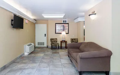 Photo 3 - Quality Inn Chicopee - Springfield