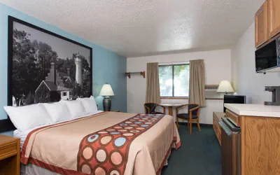 Photo 3 - Super 8 by Wyndham Houghton Lake