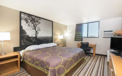 Photo 4 - Super 8 by Wyndham Jamestown