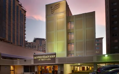 Photo 2 - American Inn Of Bethesda