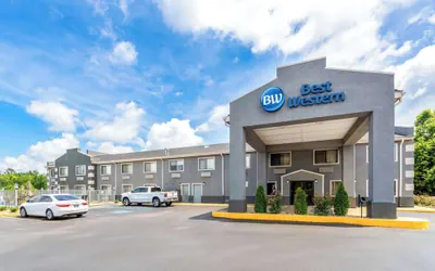 Photo 2 - Best Western Gateway Inn